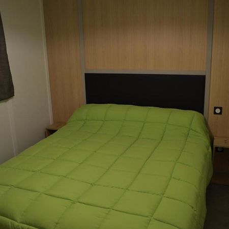 Chalets Au Bord De L'Eau Caudebronde Экстерьер фото