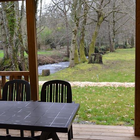 Chalets Au Bord De L'Eau Caudebronde Экстерьер фото